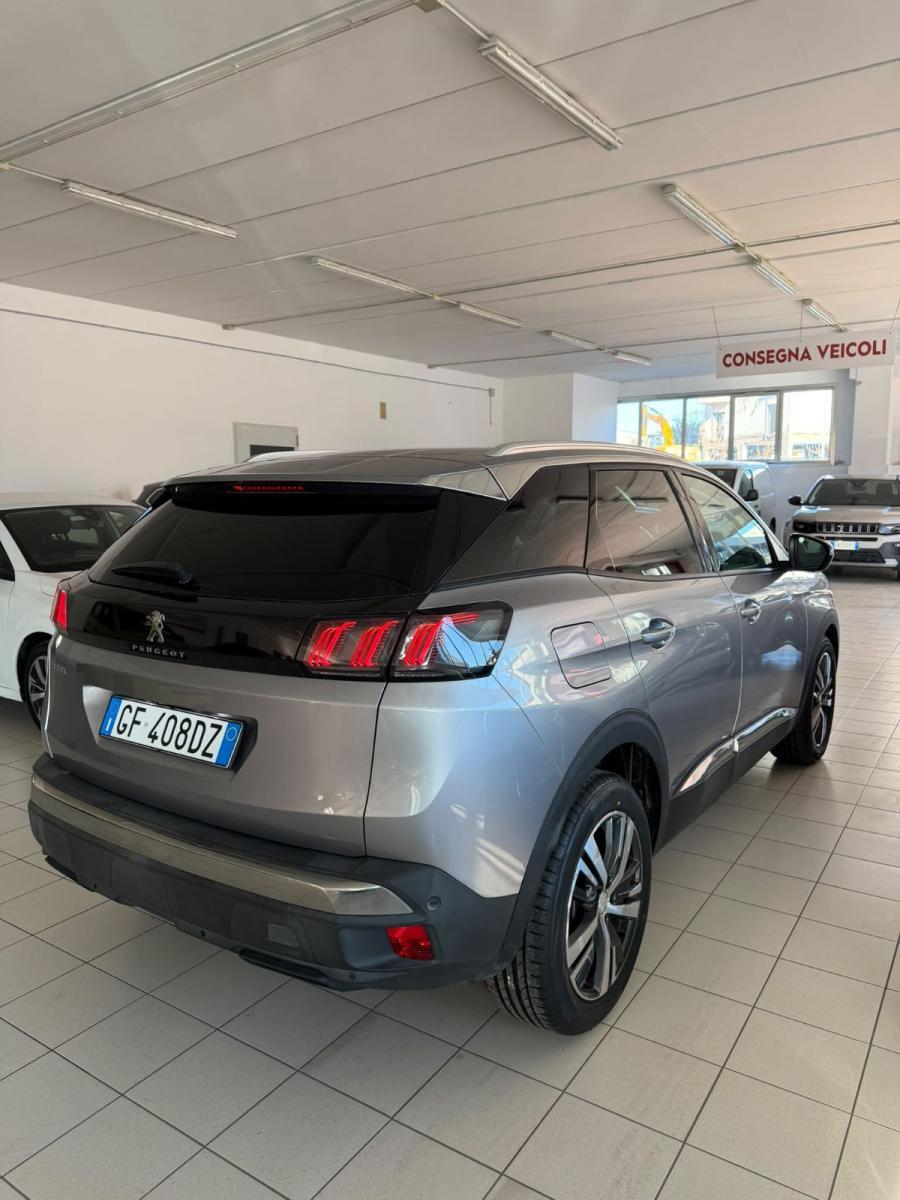 PEUGEOT - 3008 - BlueHDi 130 EAT8 S&S Allure