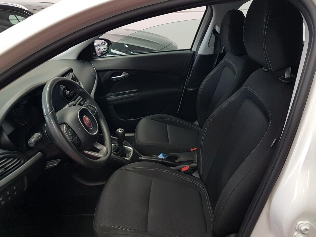 Fiat Tipo 1.6 Mjt S&S 5 porte Easy