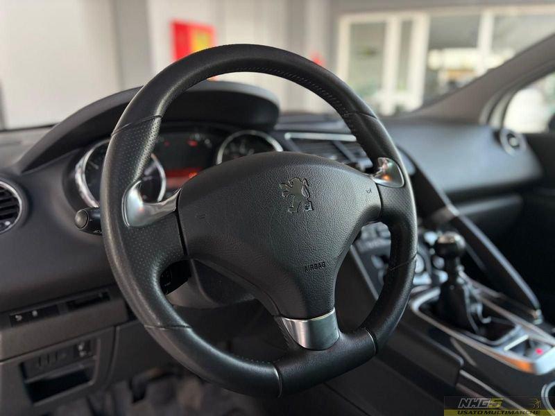 Peugeot 3008 3008 1.6 HDi 115CV Allure