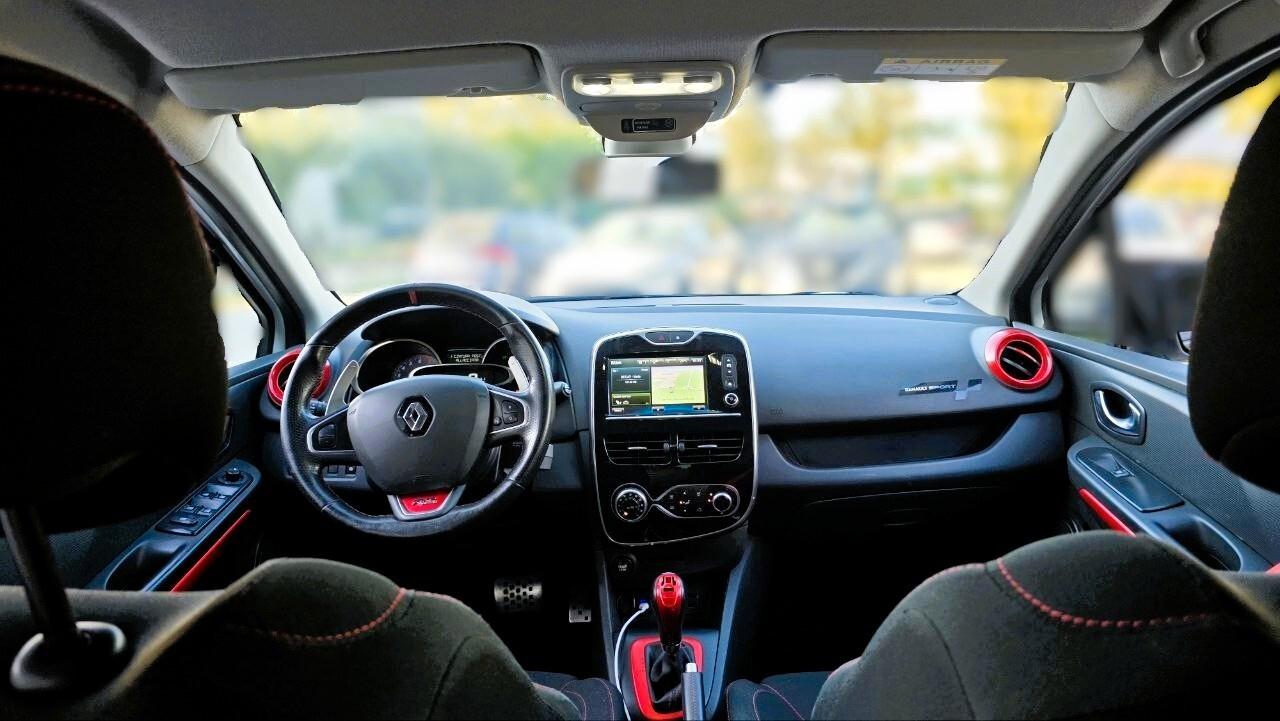 Renault Clio RS Trophy 220cv