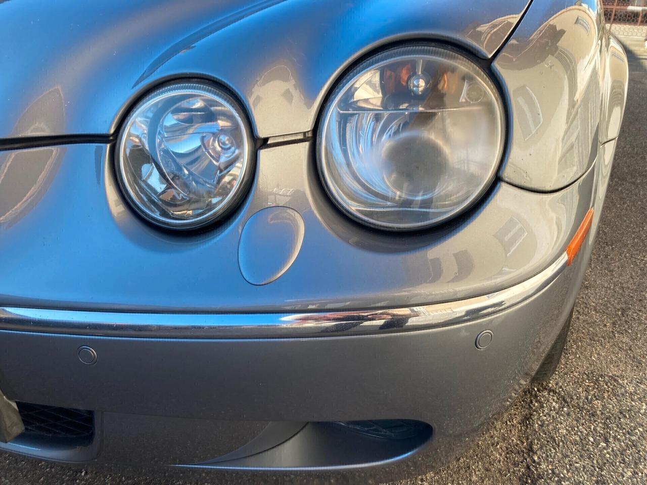 Jaguar S-Type 2.7 diesel V6 Executive automatica