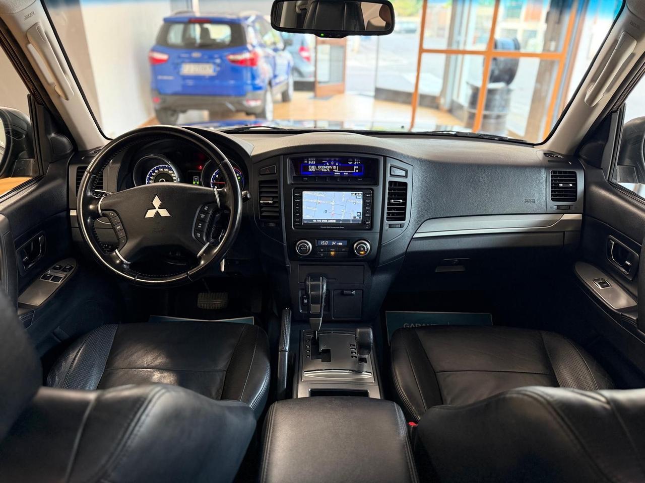 Mitsubishi Pajero 3.2 DI-D 16V 3p. Intense