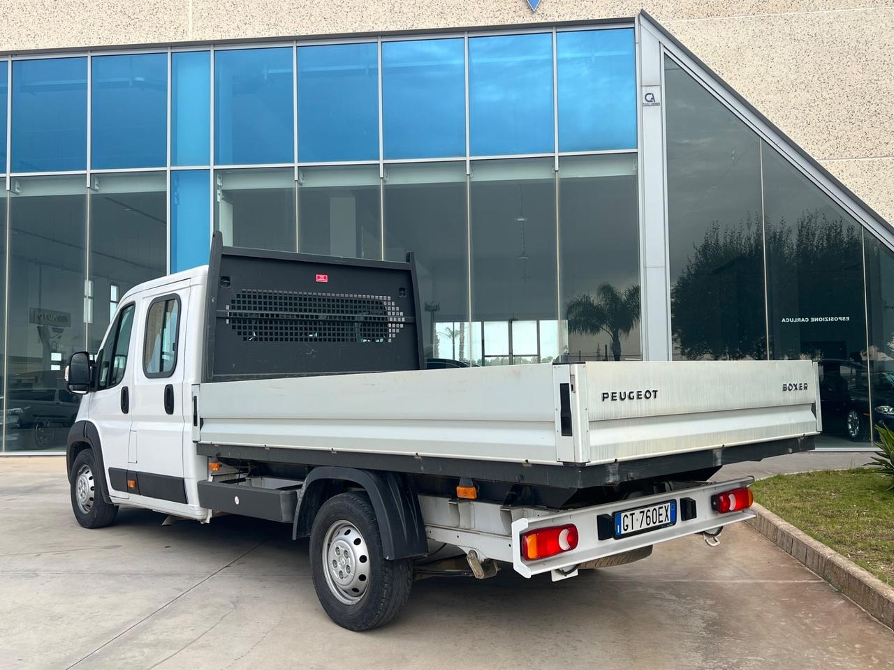 Peugeot Boxer 335 2.2 BlueHDi 140 S&S PLM-DC Cassonato Rib. Tril.