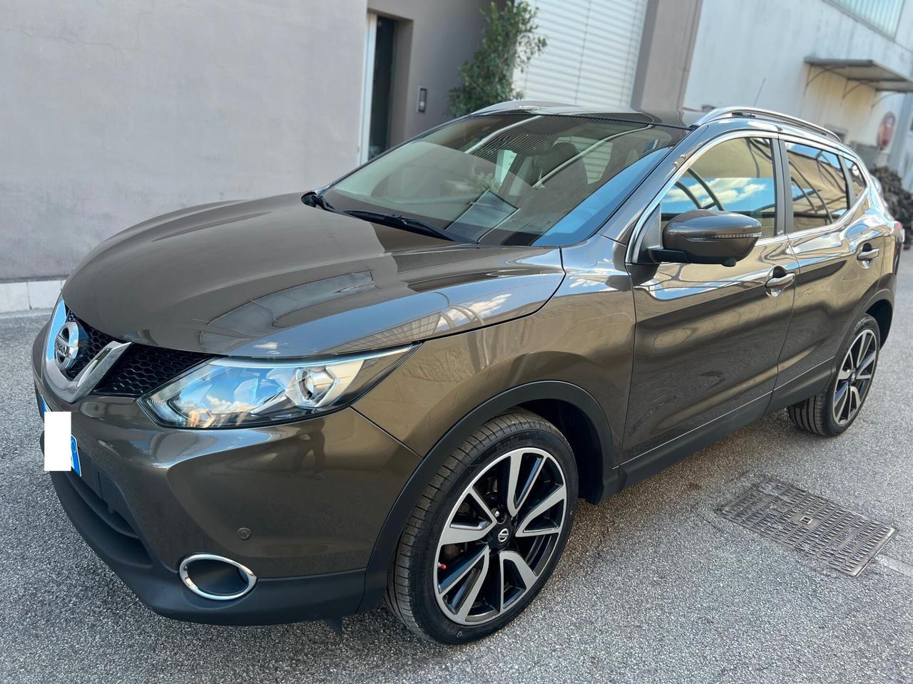 Nissan Qashqai 1.6 dci Tekna 2wd 130cv xtronic AUTOMNAVI/360. PERFETTA!!