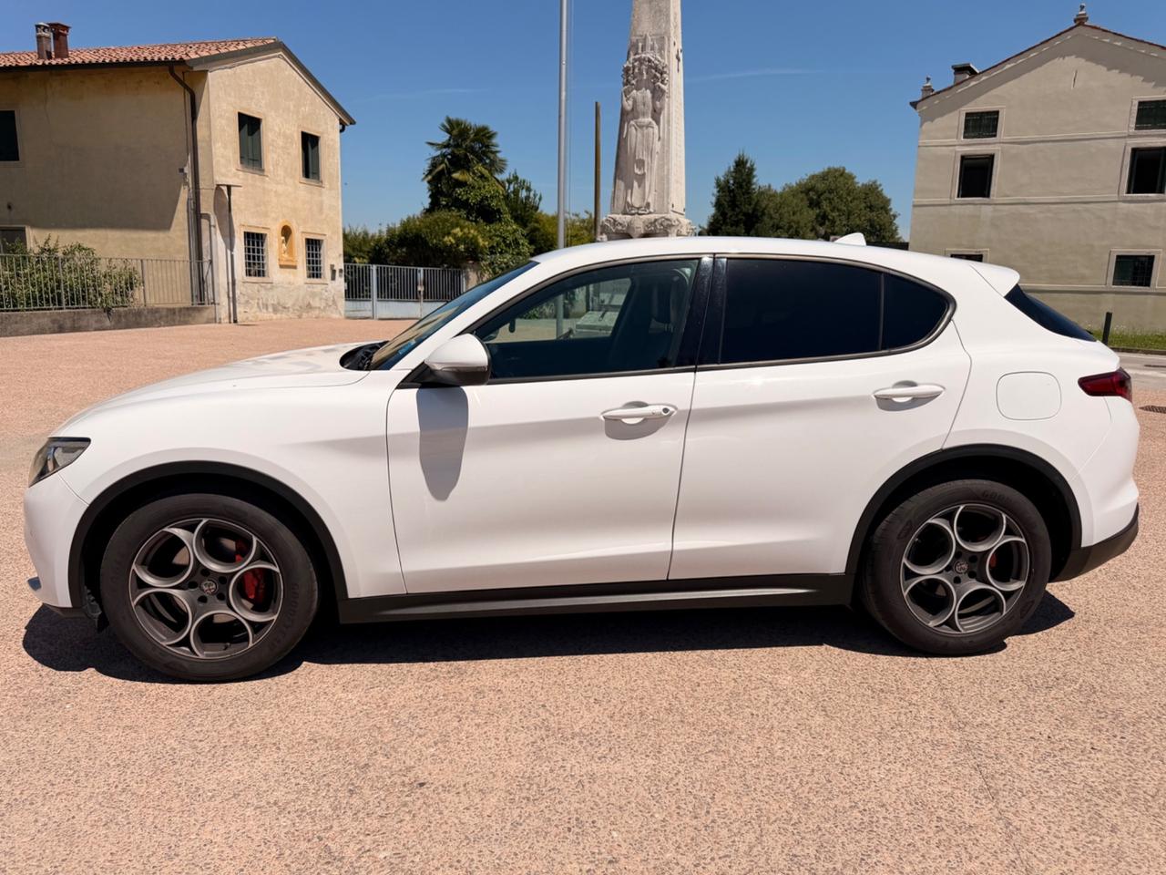 Alfa Romeo Stelvio 2.2TD 2018 PRONTO USO GARANZIA