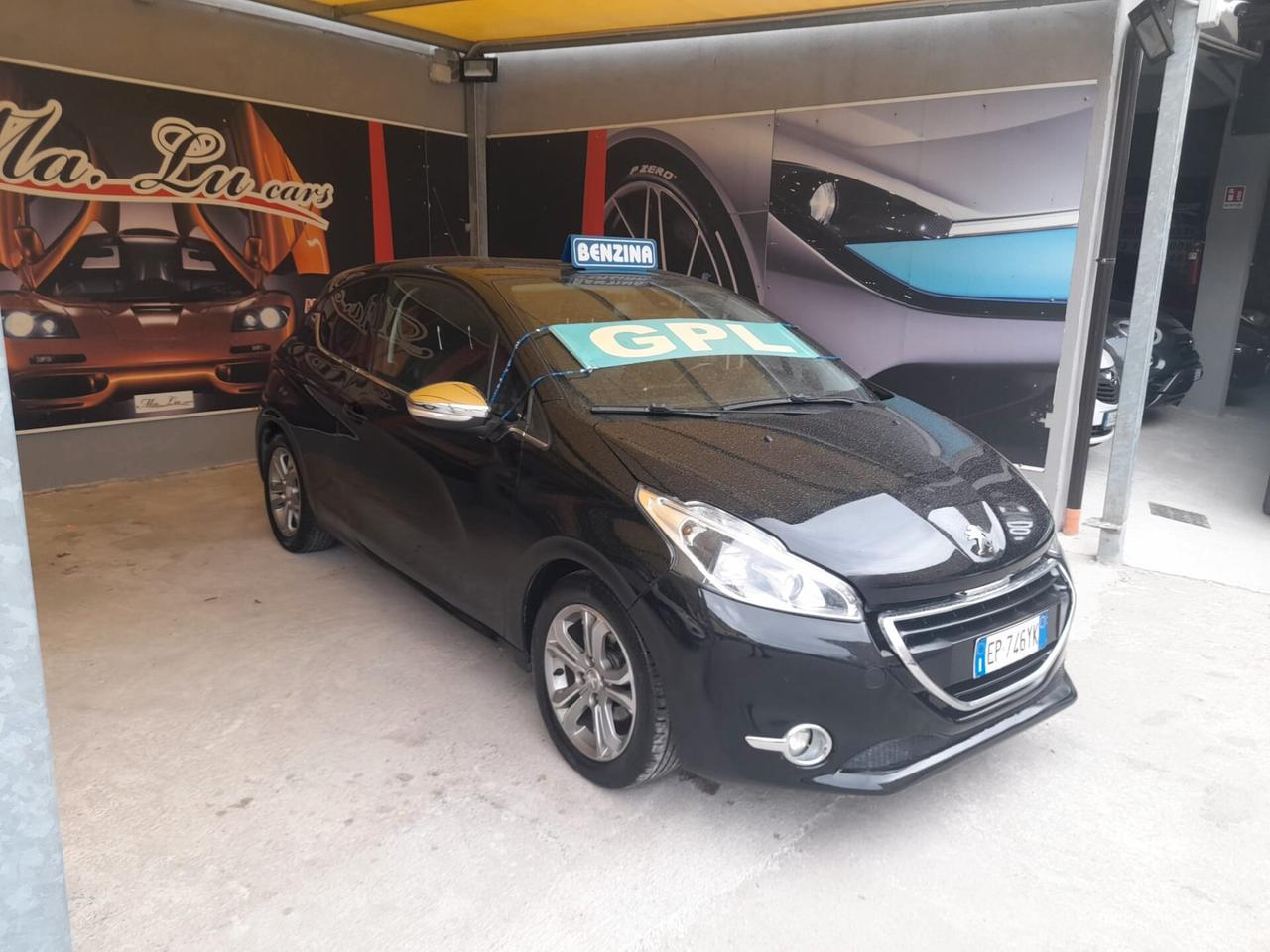 Peugeot 208 1.2cc gpl 12 mesi garanzia-2013
