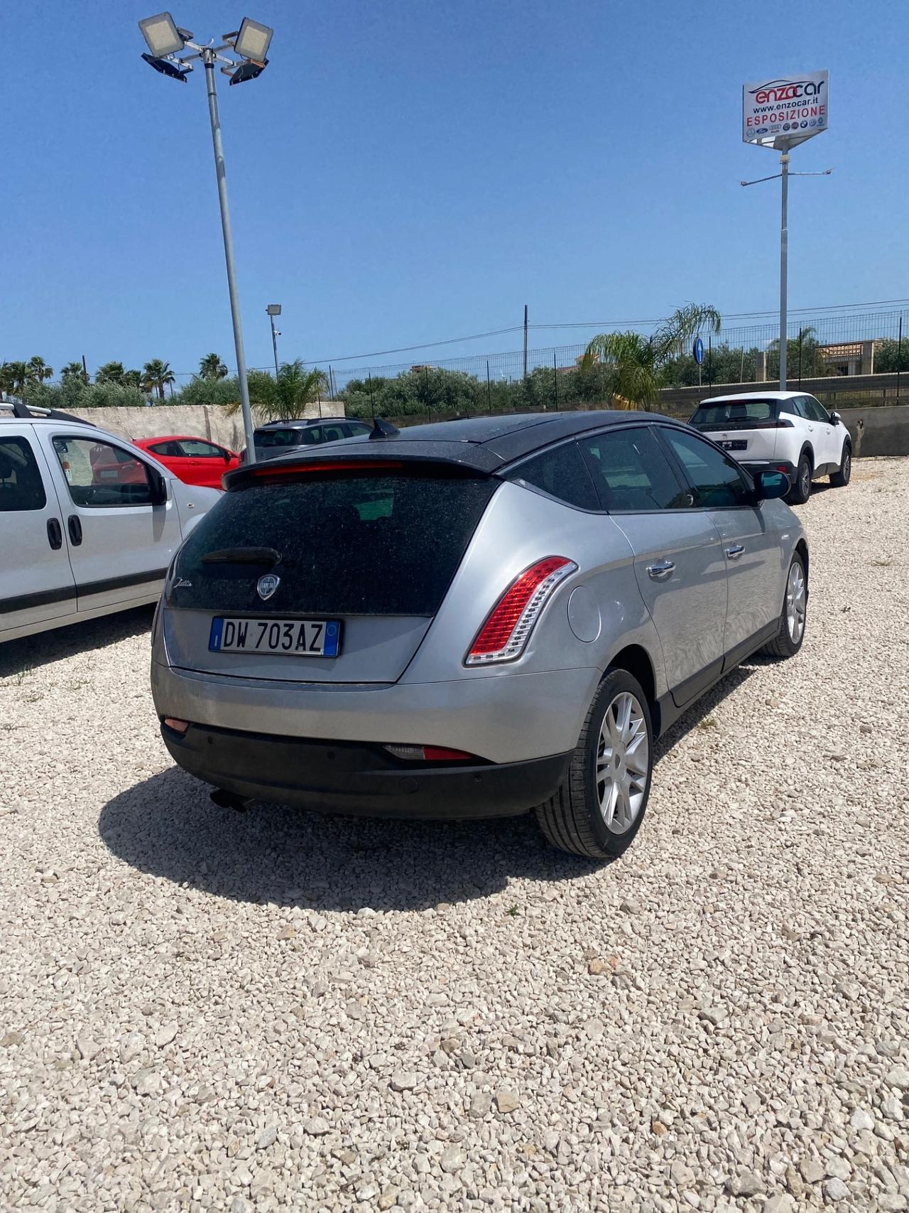 Lancia Delta 2.0 MJT DPF Oro
