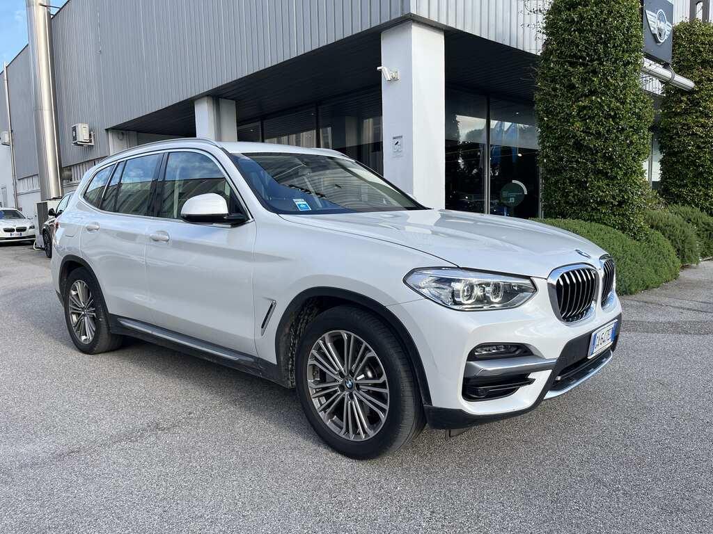BMW X3 30 e Luxury xDrive Steptronic