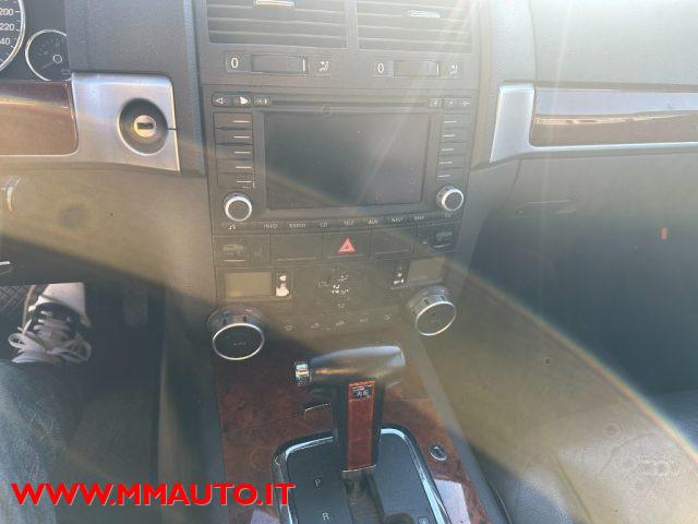 VOLKSWAGEN Touareg 2.5 R5 TDI AUTOMATIK N1 4 POSTI. NAVIG !!!!