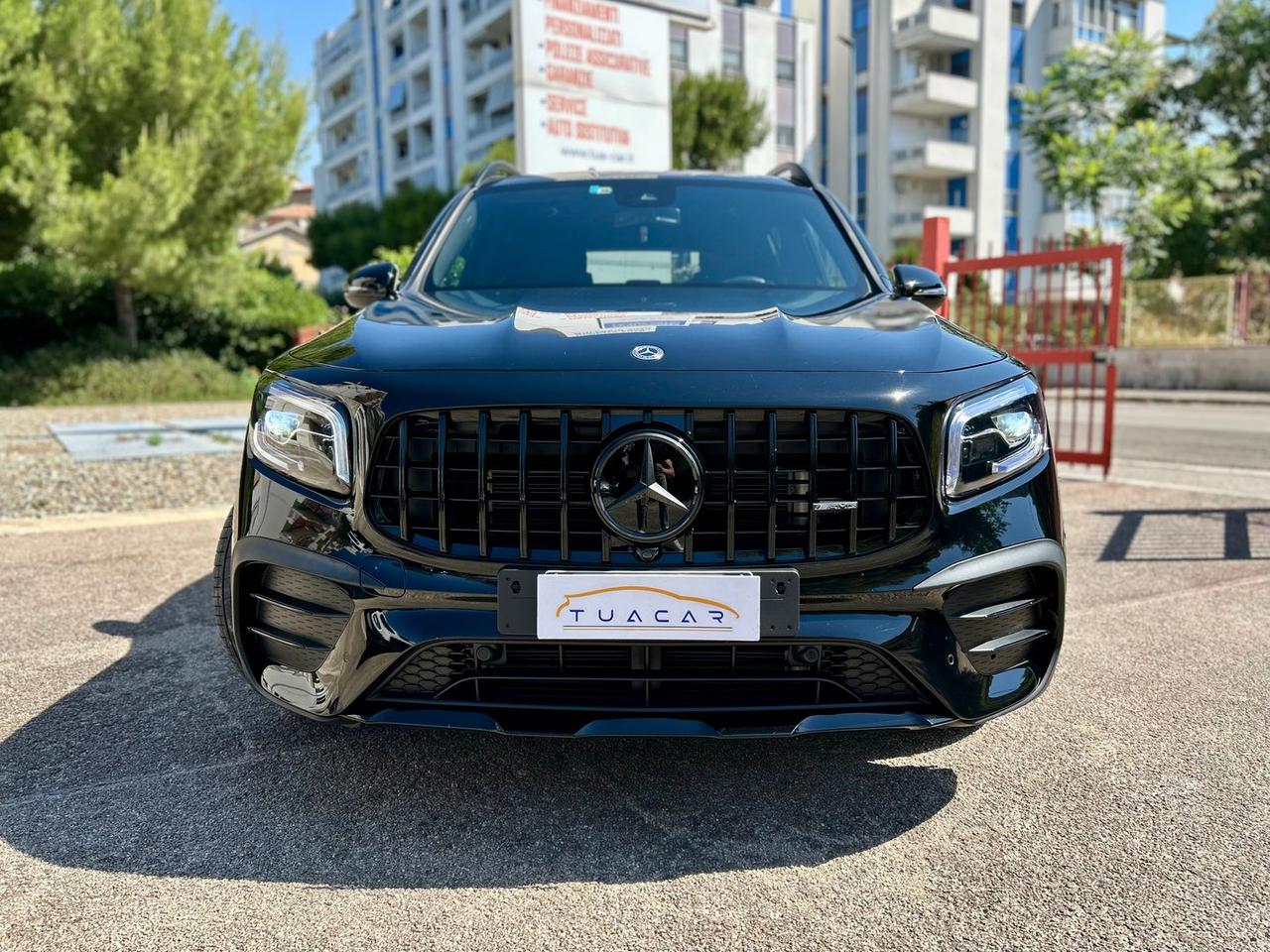 Mercedes-Benz GLB 180 D AMG Premium #11399