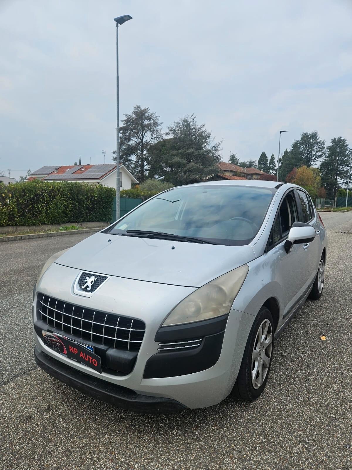 Peugeot 3008 versione PREMIUM NEOPATENTATI