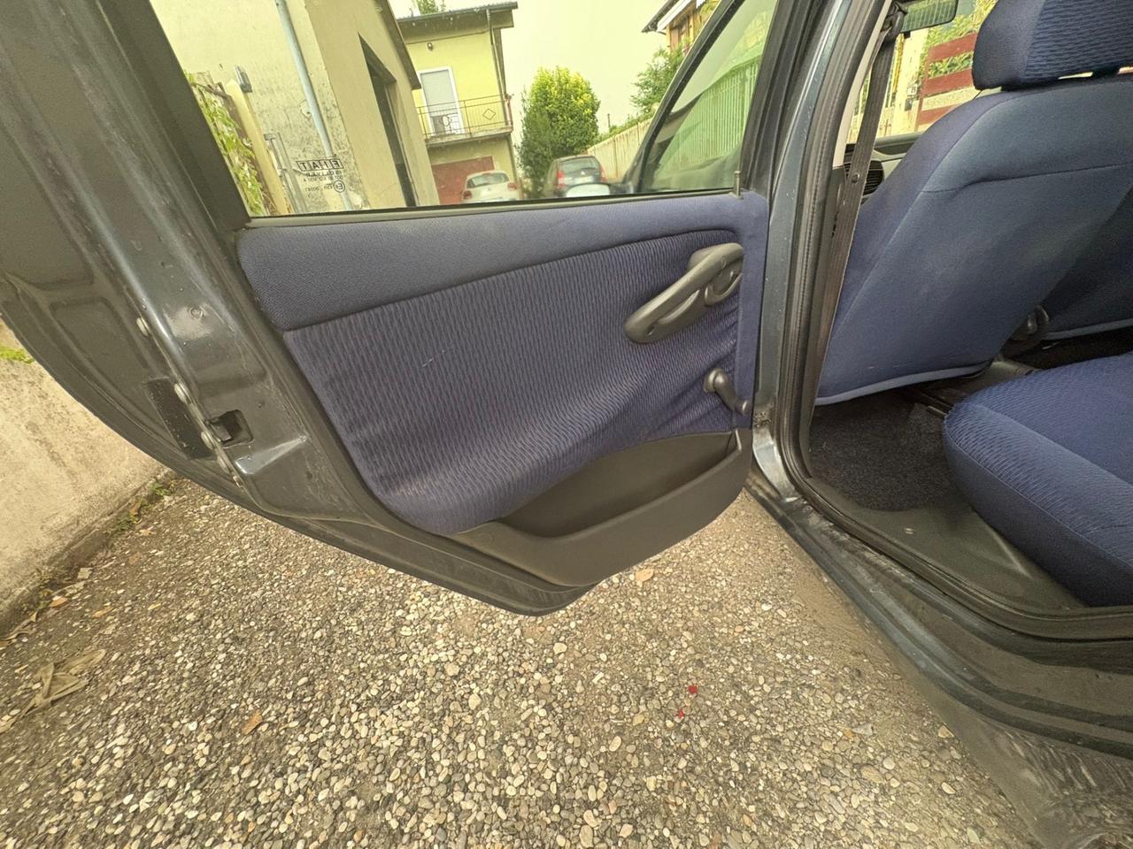 Fiat Punto 1.9 JTD 5 porte HLX
