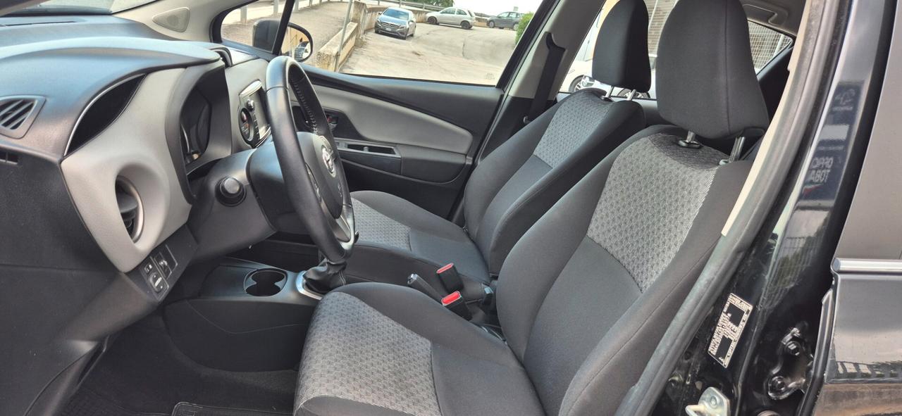 Toyota Yaris 1.0 5 porte NEOPATENTATI
