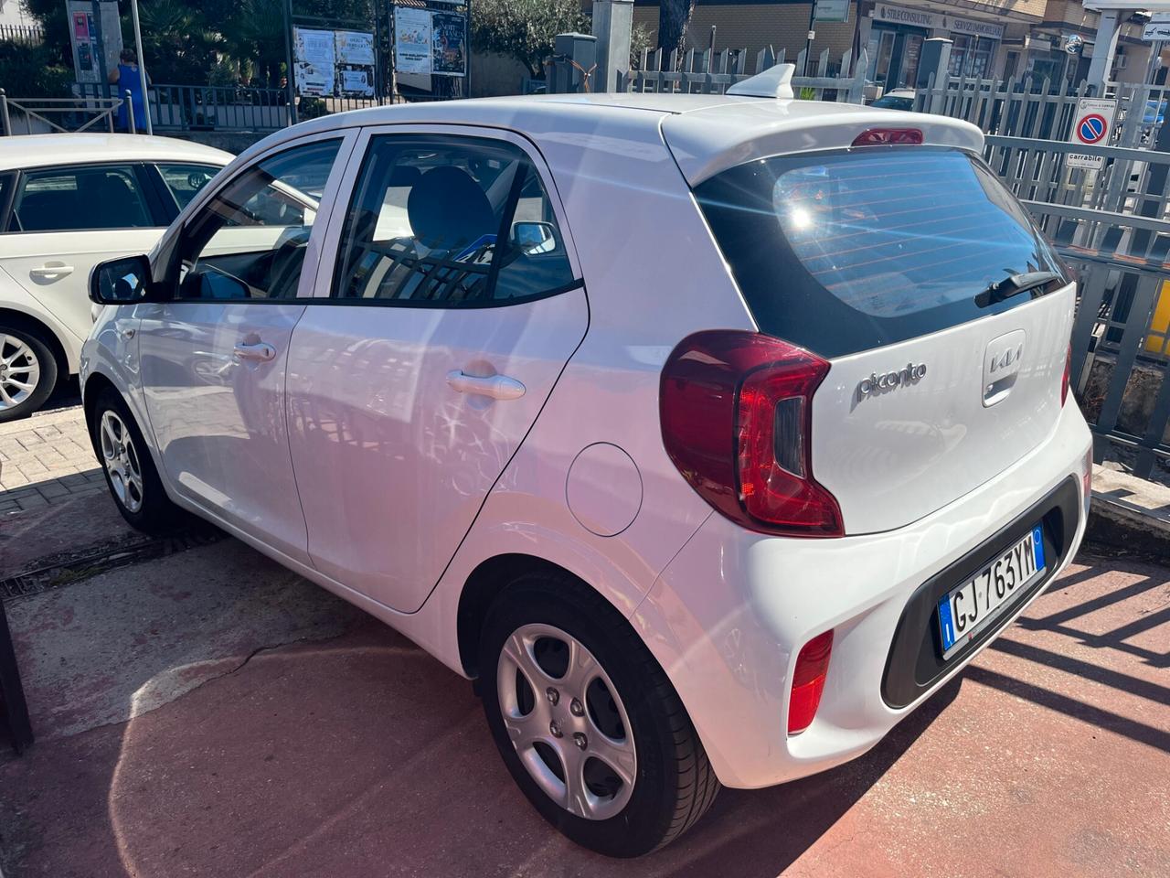 Kia Picanto 1.0 12V 5 porte Urban