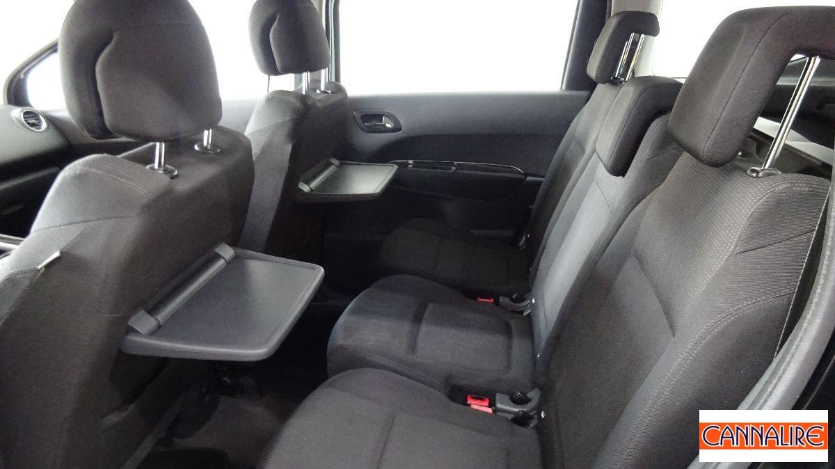 PEUGEOT - 5008 - 1.6 8V e-HDi 112CV S.&S. c.r. Fel.