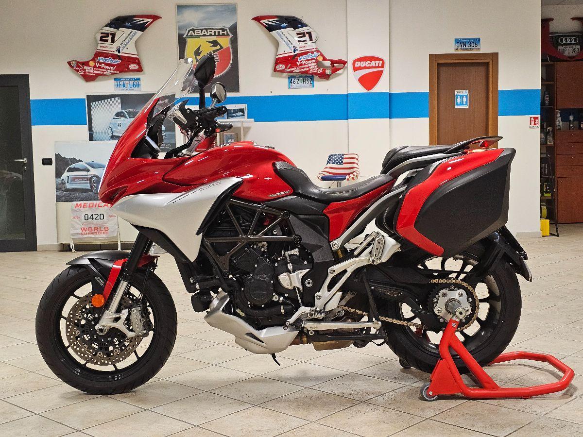 MV AGUSTA TURISMO VELOCE LUSSO CON VALIGE+ACCESSORI