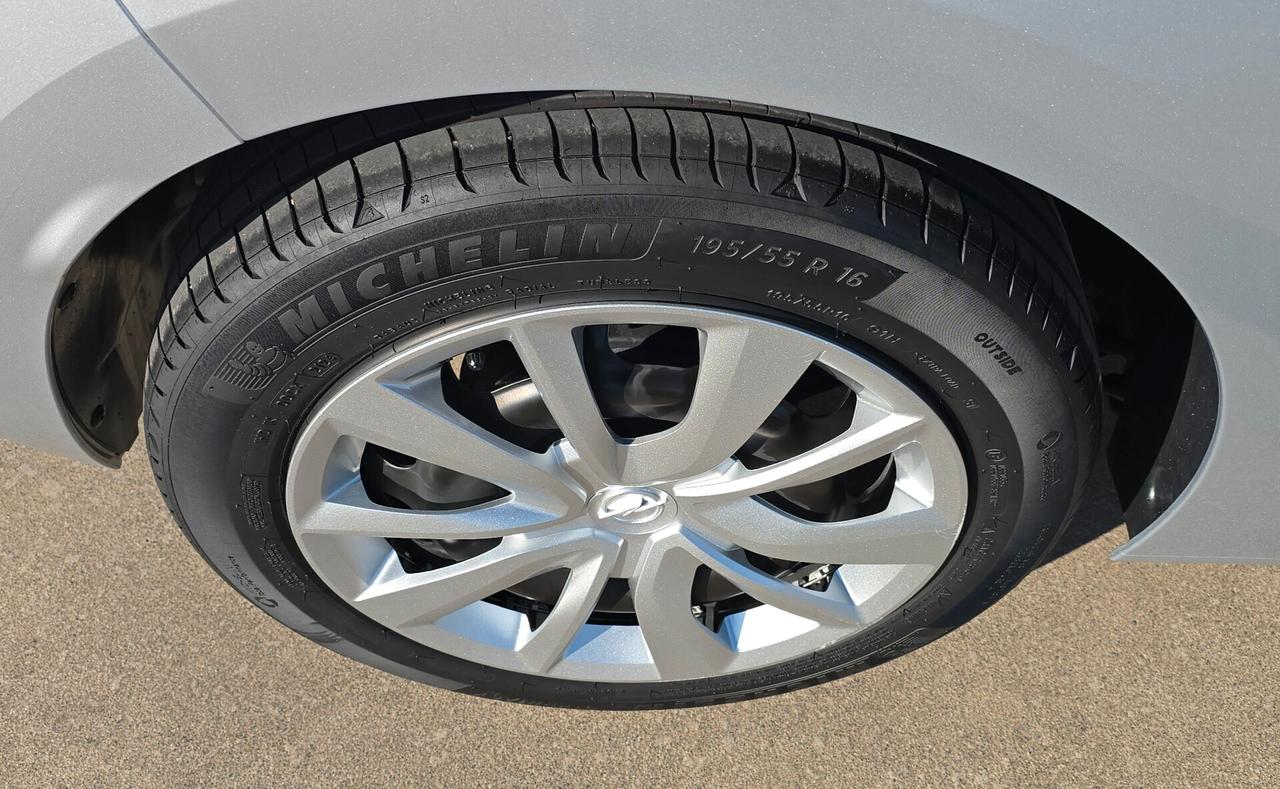 Opel Corsa 1.2 Edition