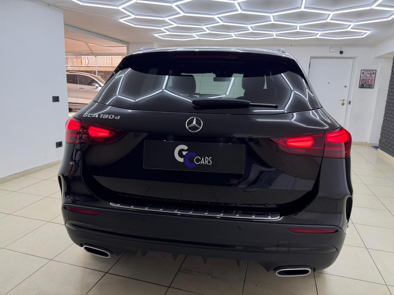 Mercedes-benz GLA 180d AMG Line Premium ITA UFFICIALE UNI PRO