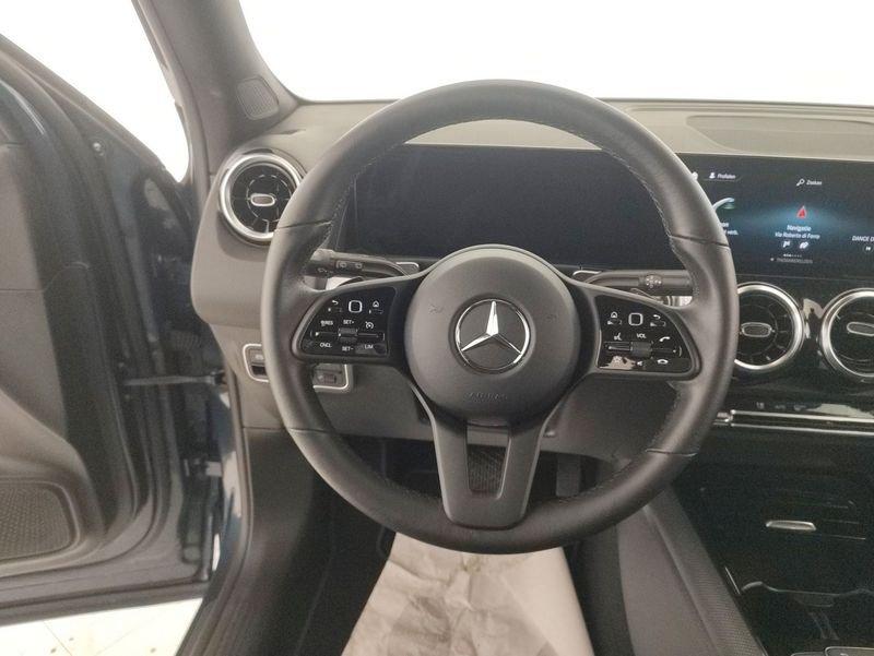 Mercedes-Benz GLB - X247 2019 GLB 180 d Sport auto