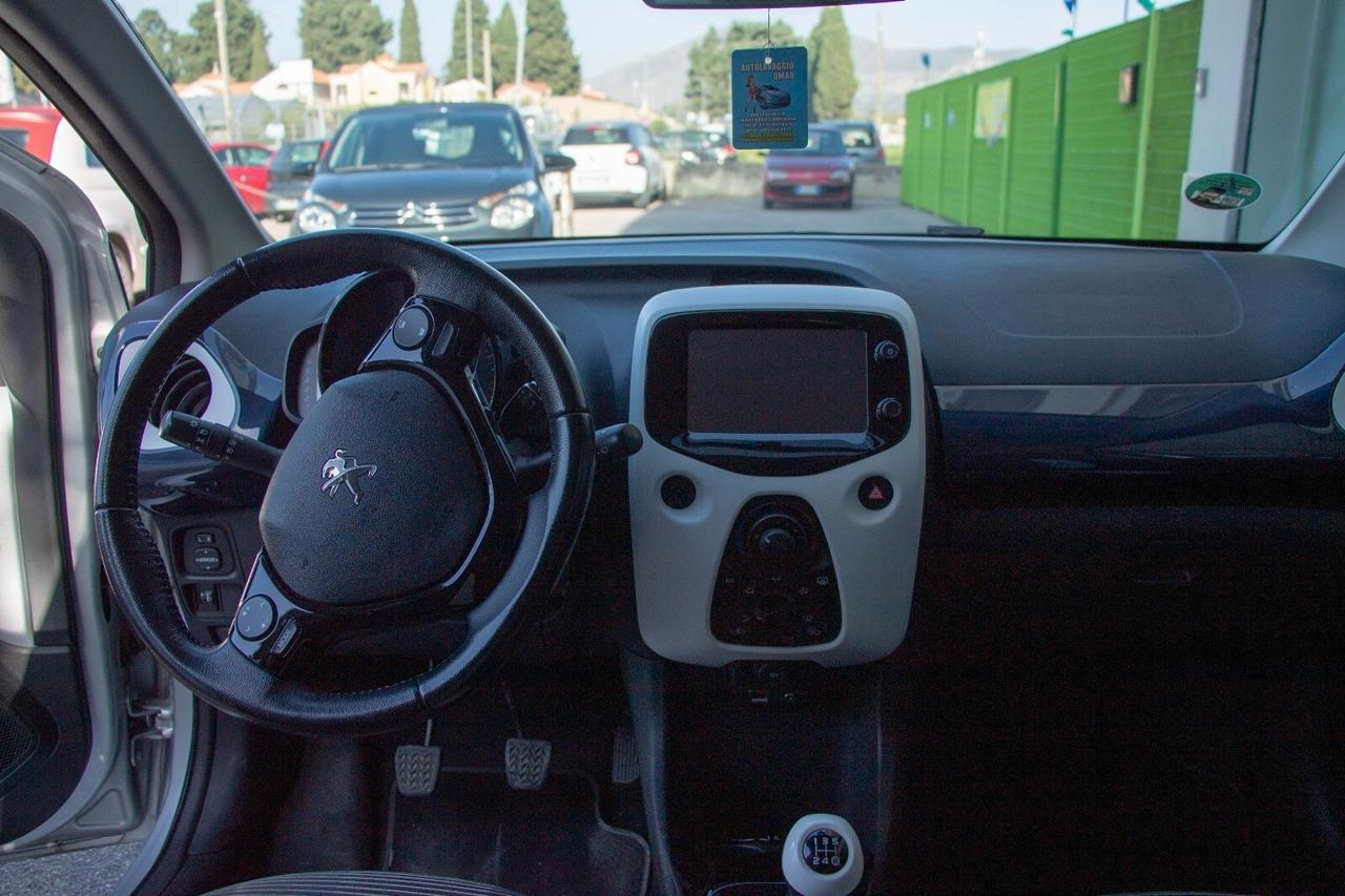 Peugeot 108 1.2 cabrio