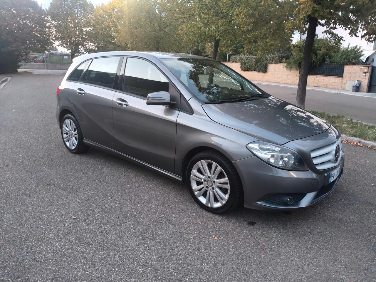 Mercedes B 180 CDI 14 SOLO 132.000 KM
