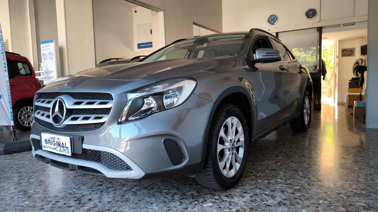 Mercedes-benz GLA 180 d Business