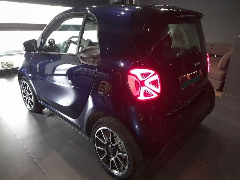 smart fortwo EQ Parisblue (22kW)