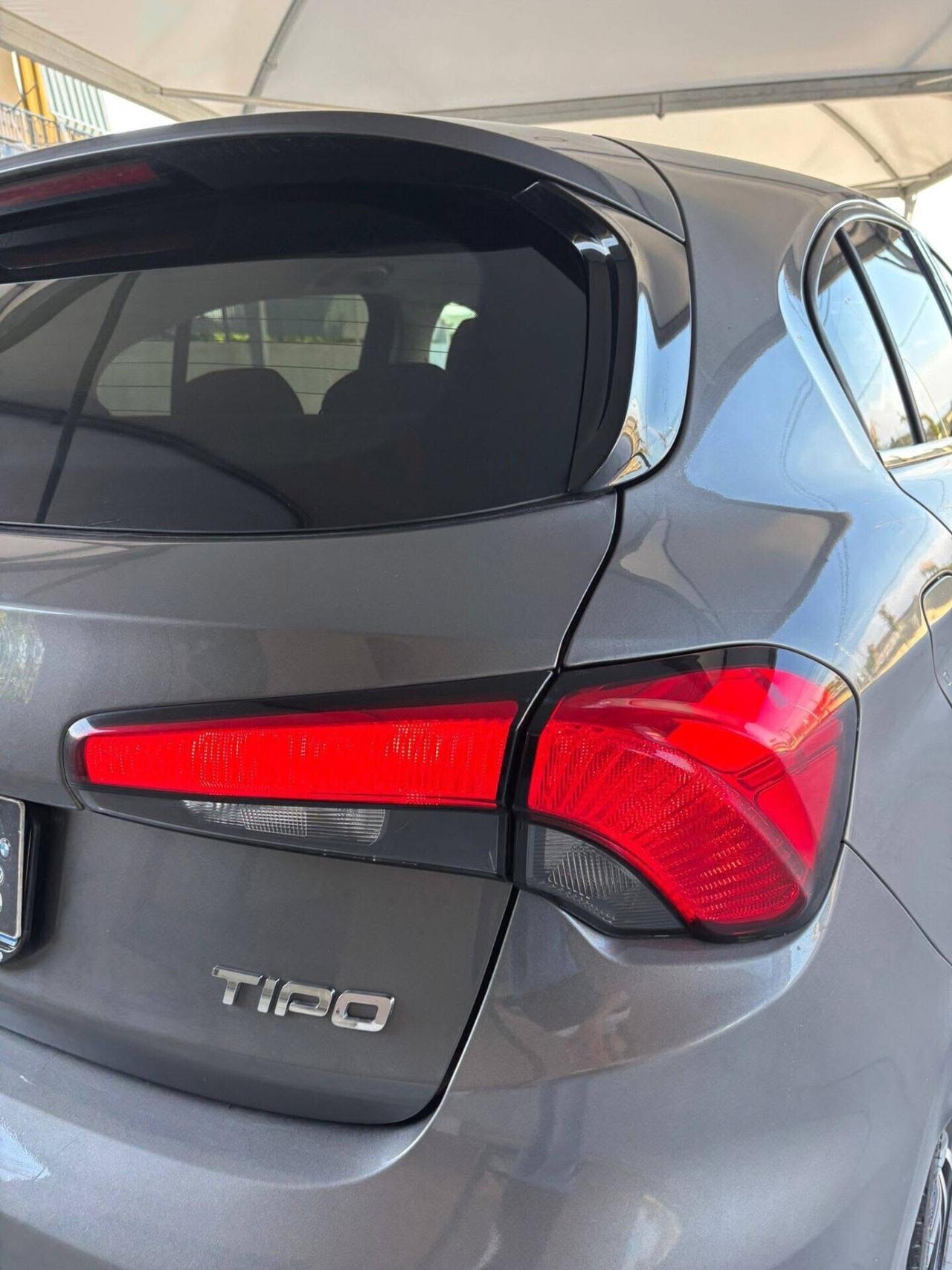 Fiat Tipo 1.6 Mjt S&S SW ''\\