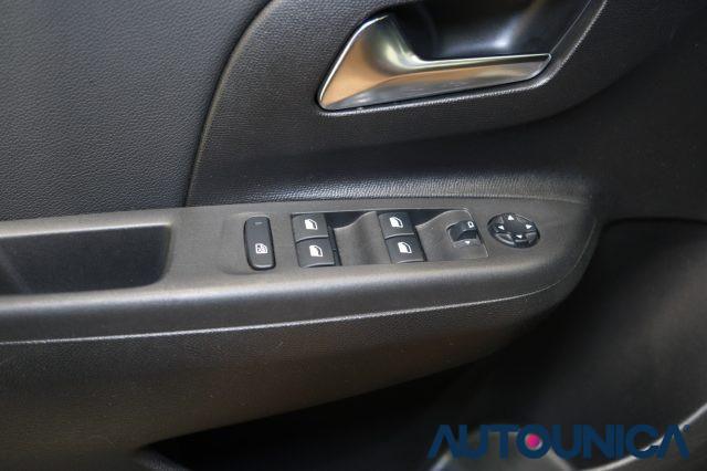 OPEL Corsa 1.2 ELEGANCE NEOPATENTATI FARI LED