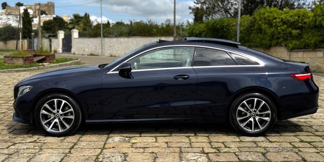 MERCEDES-BENZ E 220 d 4Matic Sport (Tetto/Navi/Retro/Pelle/Led)
