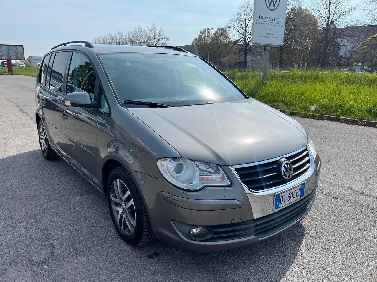 Volkswagen Touran 1.6 Trendline Bifuel G