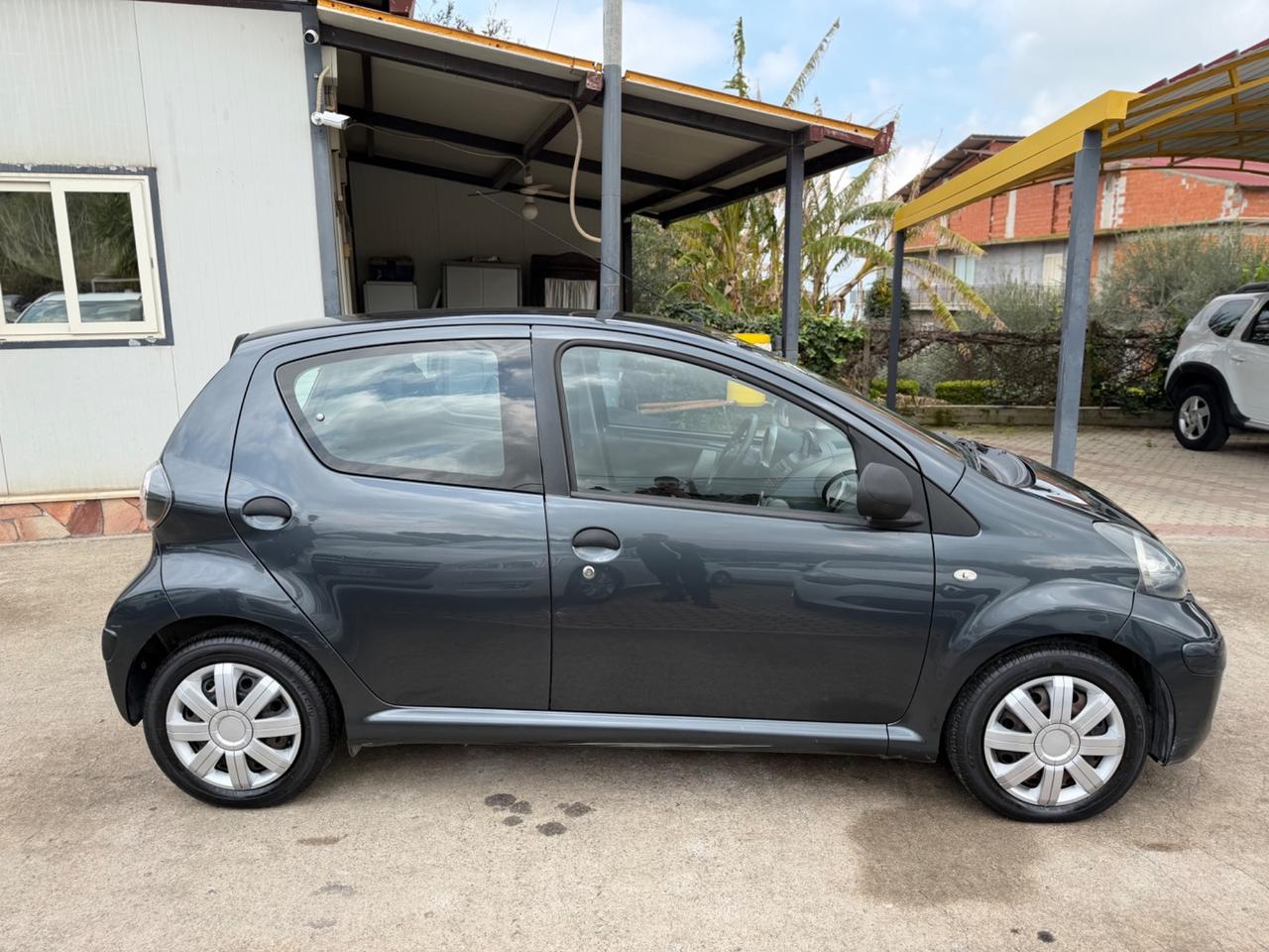Toyota Aygo 1.0 12V VVT-i 5 porte Km Certificati