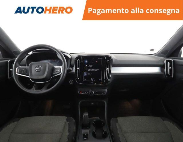 VOLVO XC40 T3 Geartronic Momentum Pro