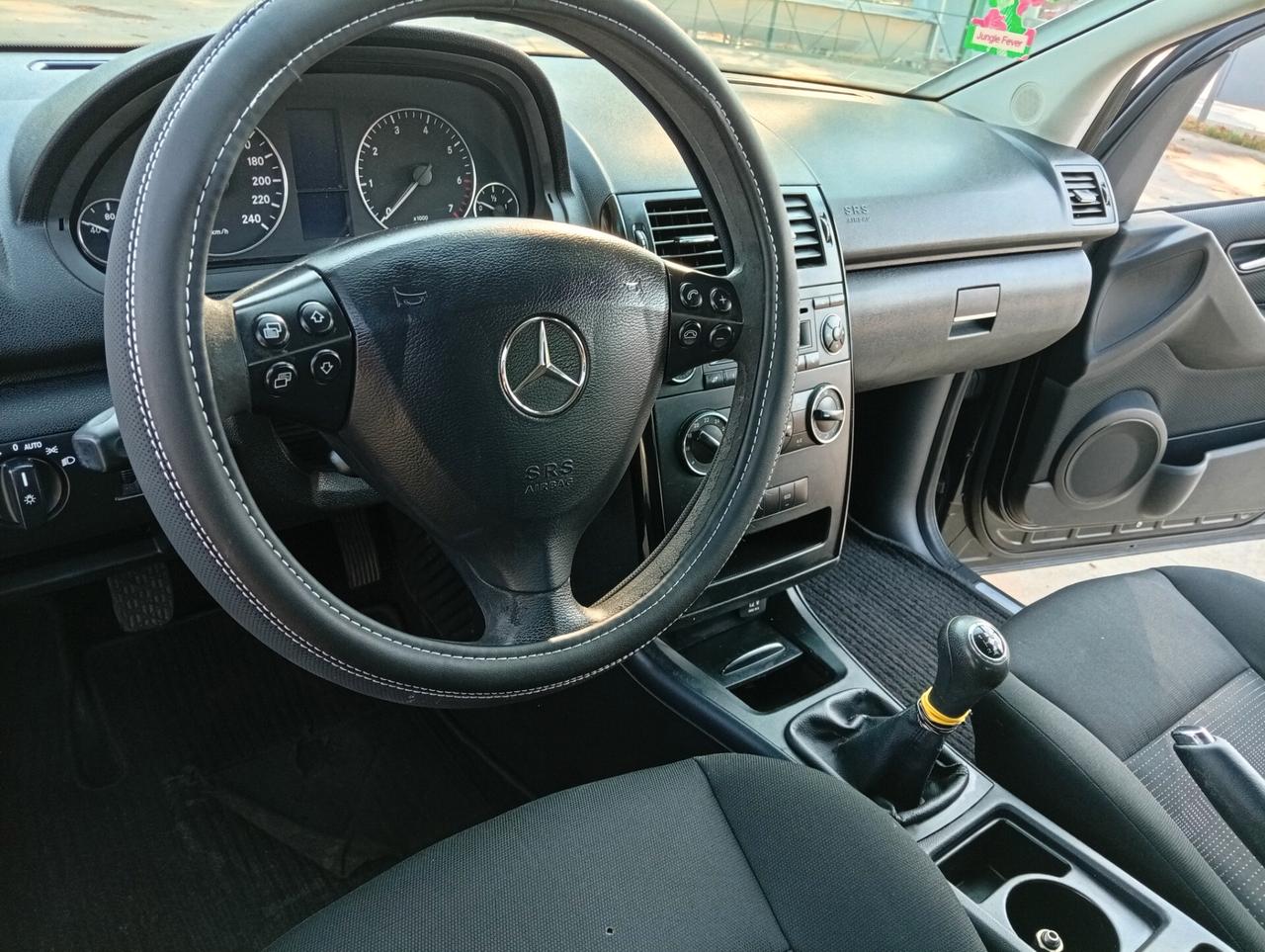 Mercedes-benz A 160 GPL BlueEFFICIENCY