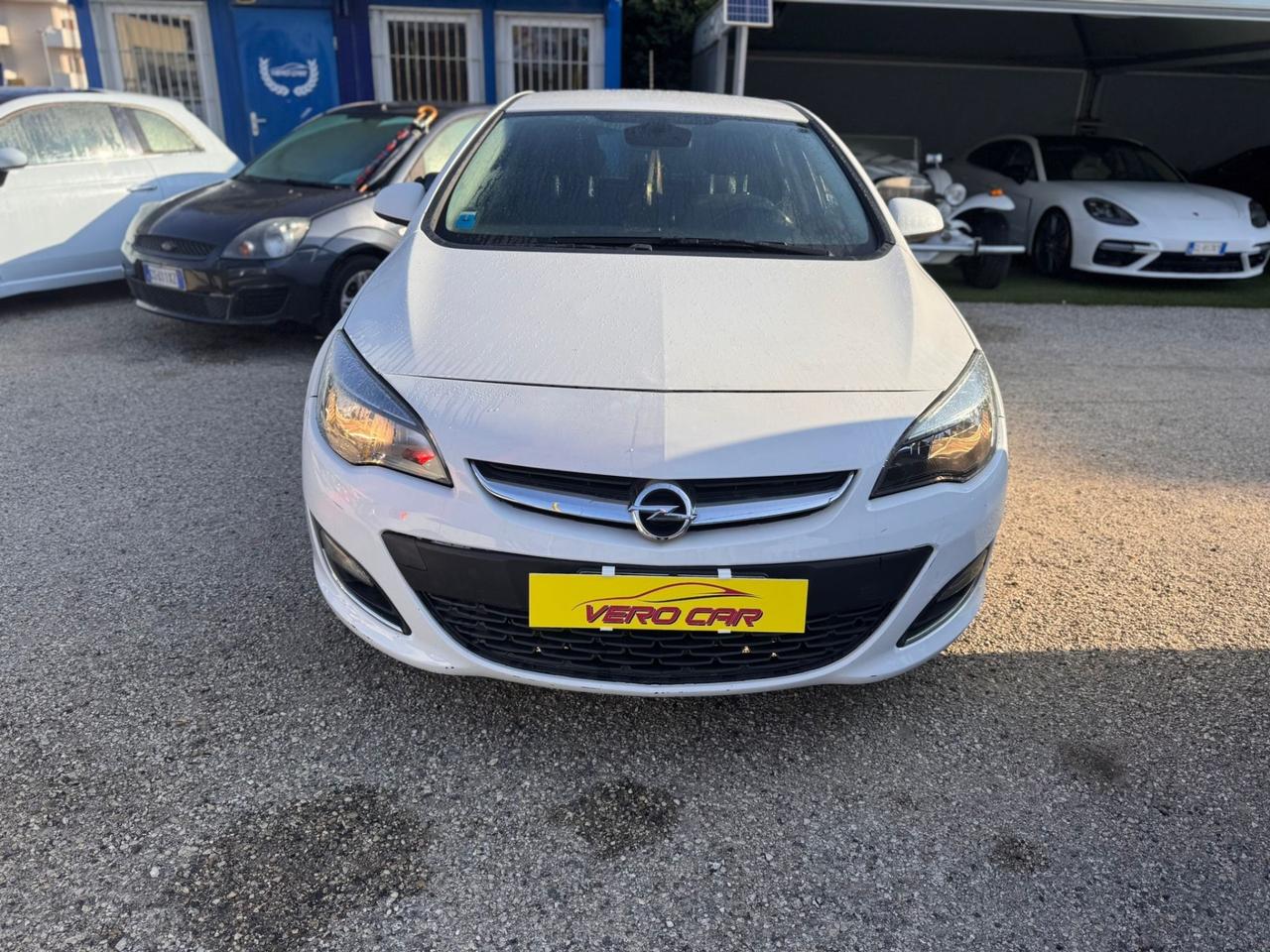 Opel Astra 1.4 Turbo 140CV 4 porte Cosmo Fleet