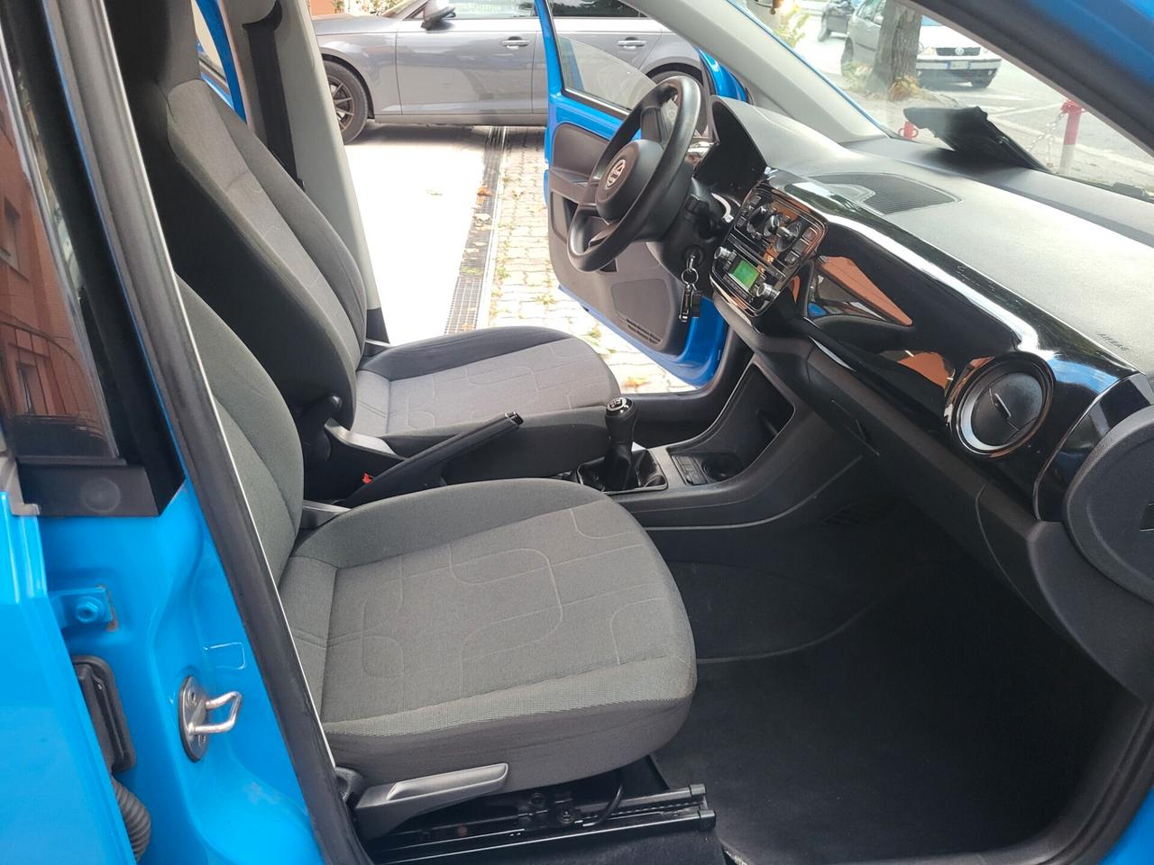 Volkswagen up! 1,0-UNICA PROPR-EURO 6-3 REVISIONI