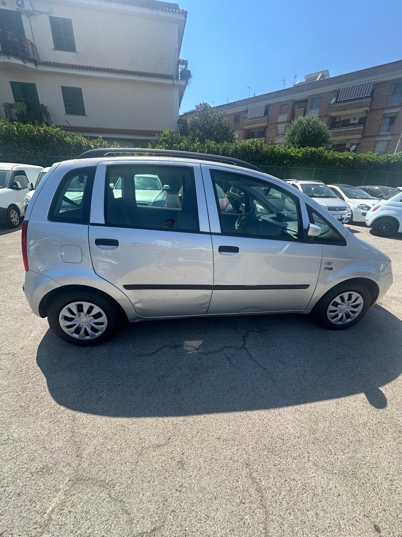 Fiat Idea 1.2 16V BlackLabel