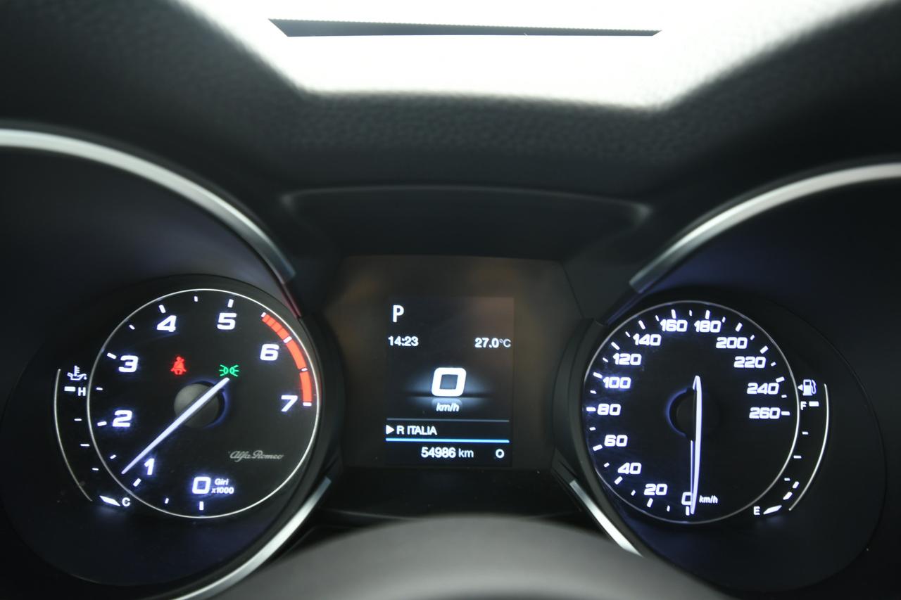 ALFA ROMEO Stelvio 2.0 t Business Q4 200cv auto CAMERA+ACC