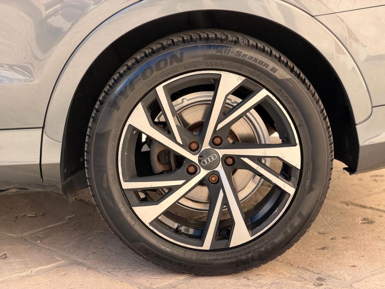 Audi Q3 2.0 TDI quattro S tronic Line Edition