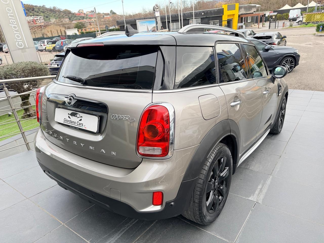 Mini Cooper D Countryman 2.0 Business Automatica