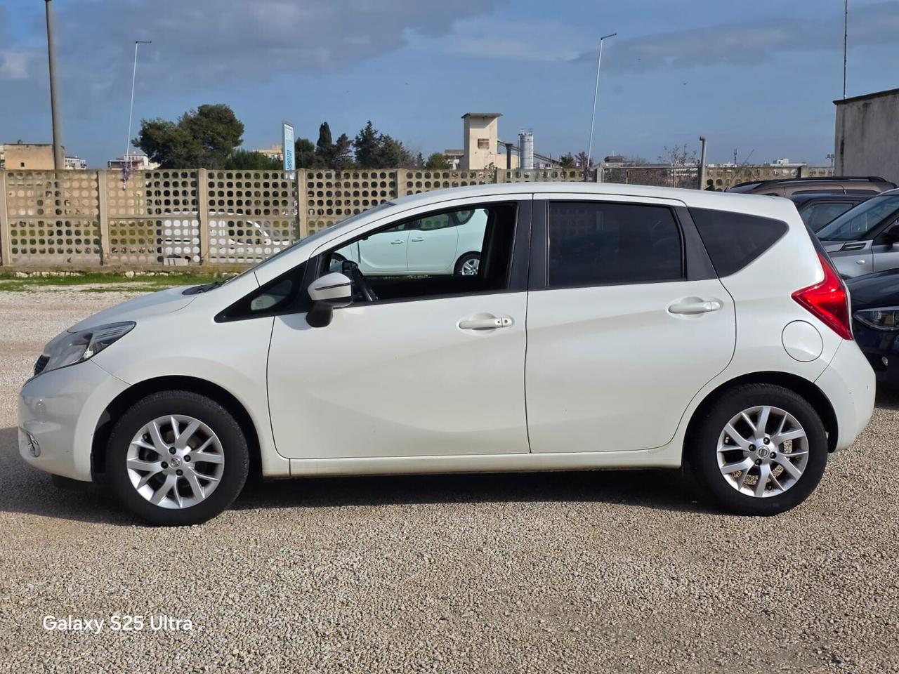Nissan Note 1.2 12V Tekna 2015 CRONO CASA MADRE