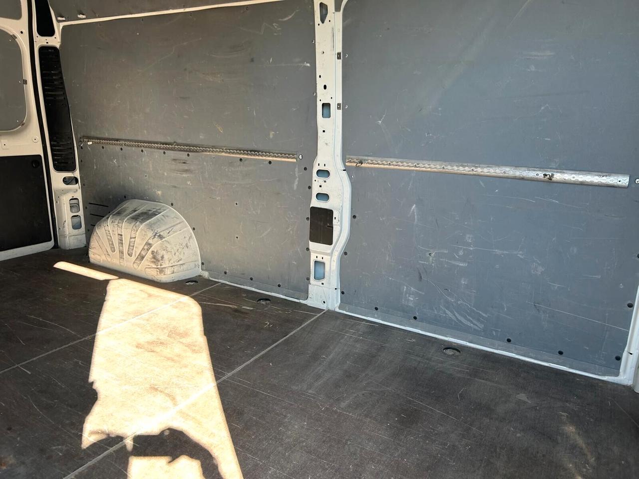 Peugeot Boxer 335 2.2 BlueHDi PL-TM L3 H2 SPOTICAR