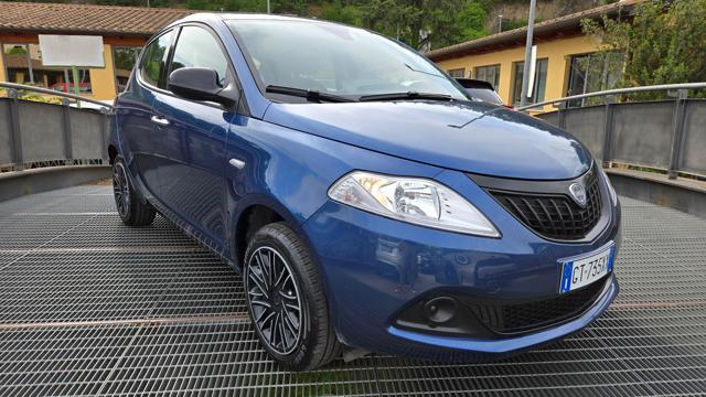 LANCIA Ypsilon 1.0 FIREFLY HYBRID ORO PROMO CVT AZ.LE GARANZIA