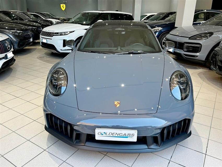 Porsche 911 Coupe 3.6 Carrera GTS auto