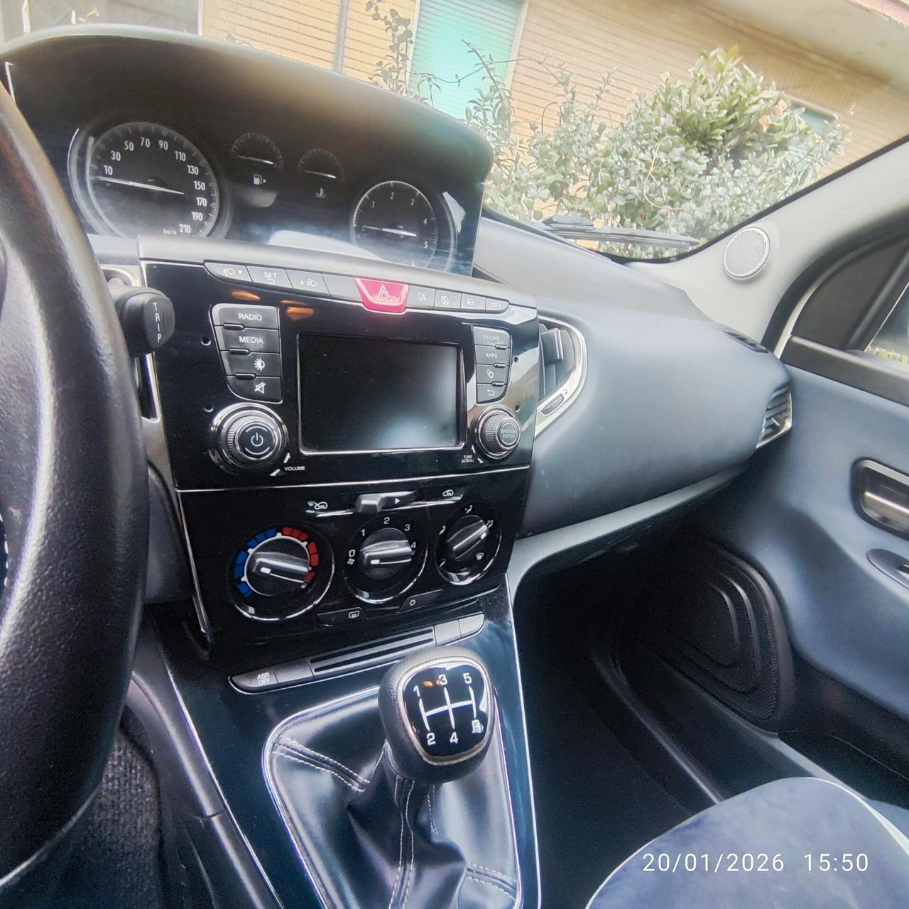 Lancia Ypsilon 1.3 MJT 16V 95 CV 5 porte S&S Platinum euro 6