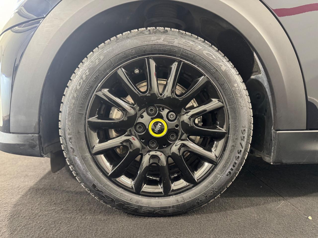 Mini Full Electric Cooper SE Yours PROMO OMAGGIO BLACK FRIDAY FINO AL 29 NOVEMBRE