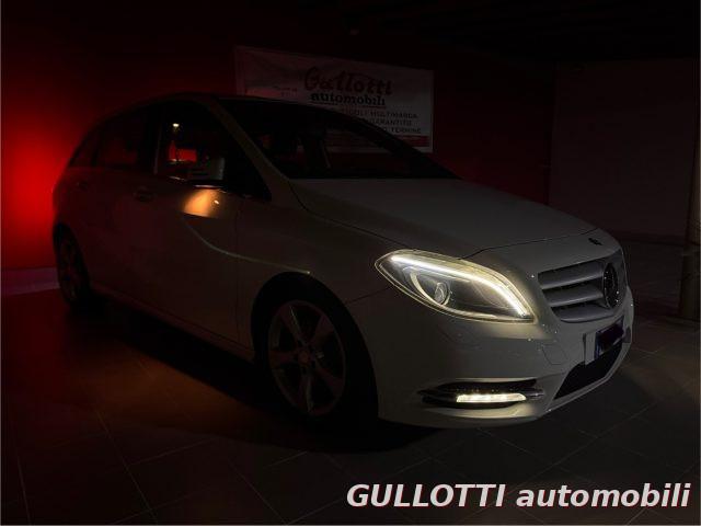 MERCEDES-BENZ B 180 CDI Automatic Premium