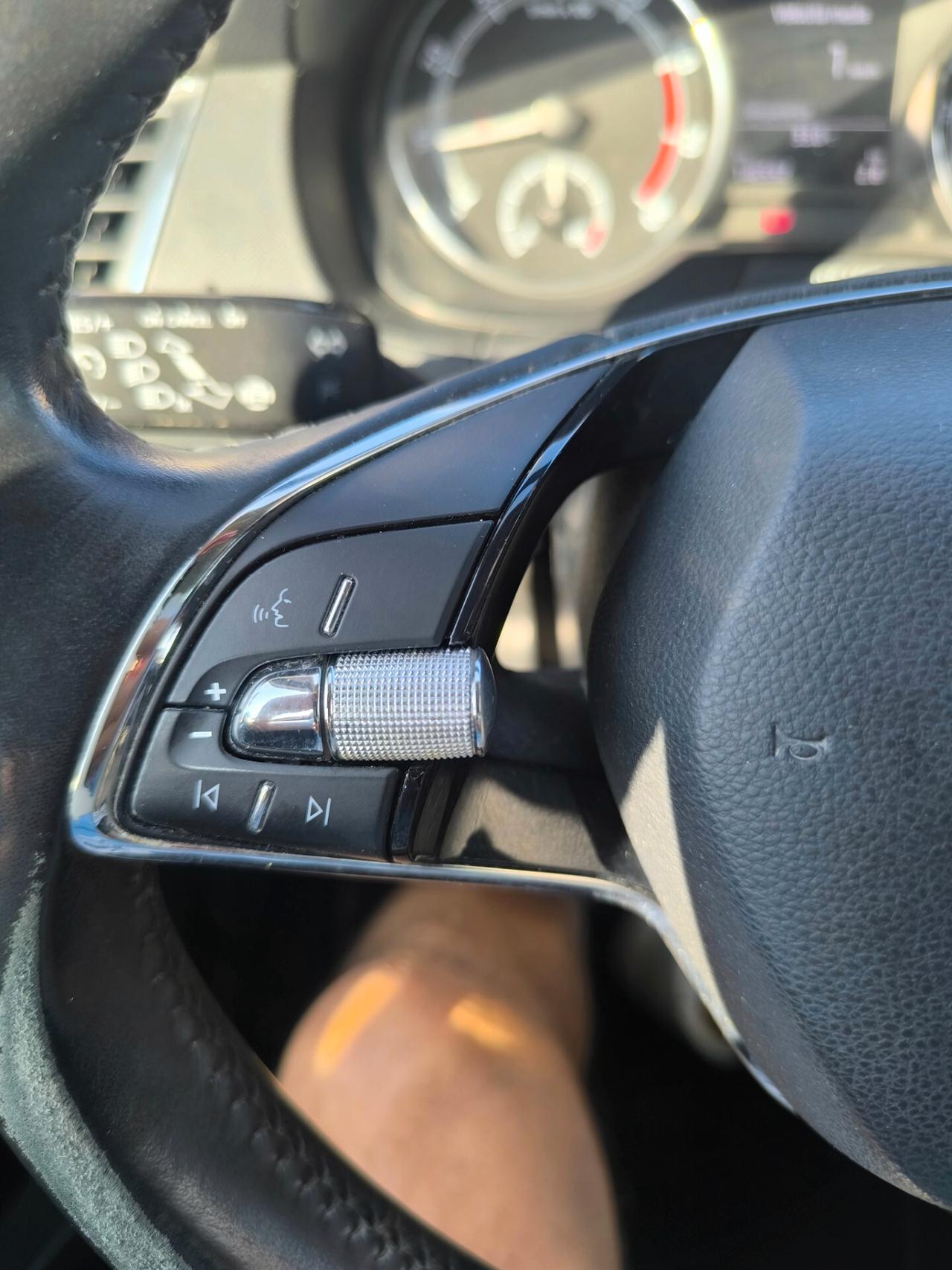 Skoda Fabia 1.0 MPI 60 CV Twin Color Nero