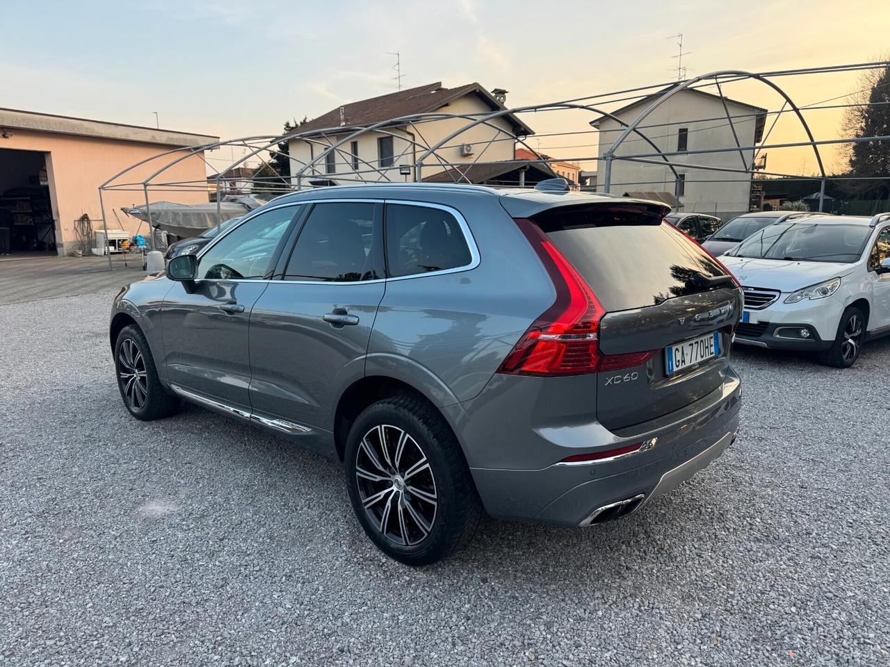 Volvo XC 60 XC60 B5 (d) AWD Geartronic Inscription