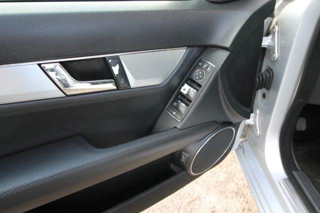 MERCEDES-BENZ C 220 CDI S.W. Avantg.